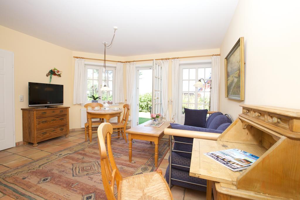 Haus Strandgut Ahrenshoop Buitenkant foto