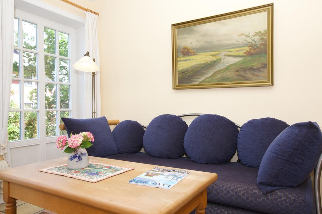 Haus Strandgut Ahrenshoop Buitenkant foto